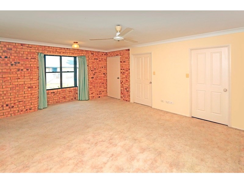 15 Hutcheon Street, Kawana QLD 4701