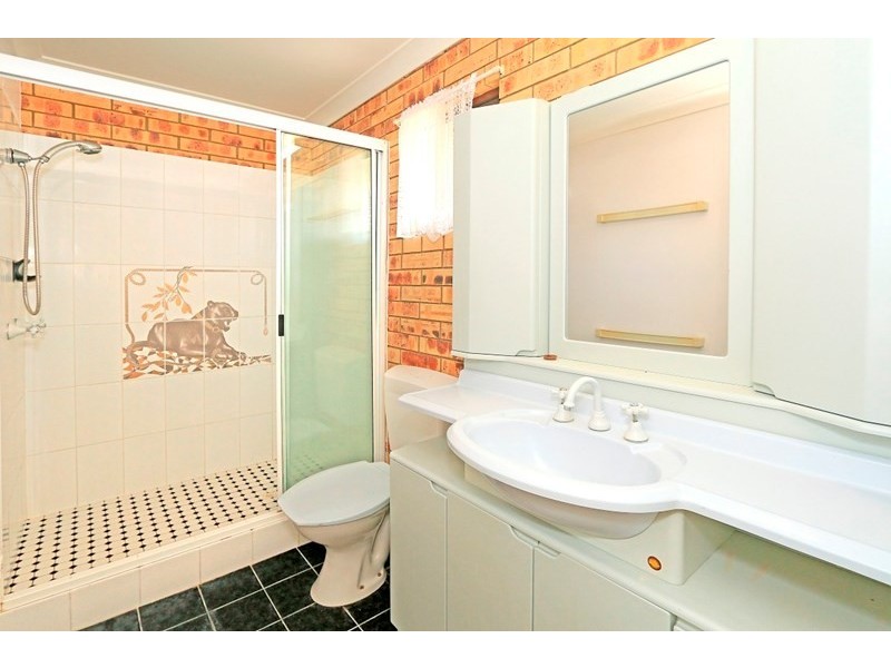 15 Hutcheon Street, Kawana QLD 4701