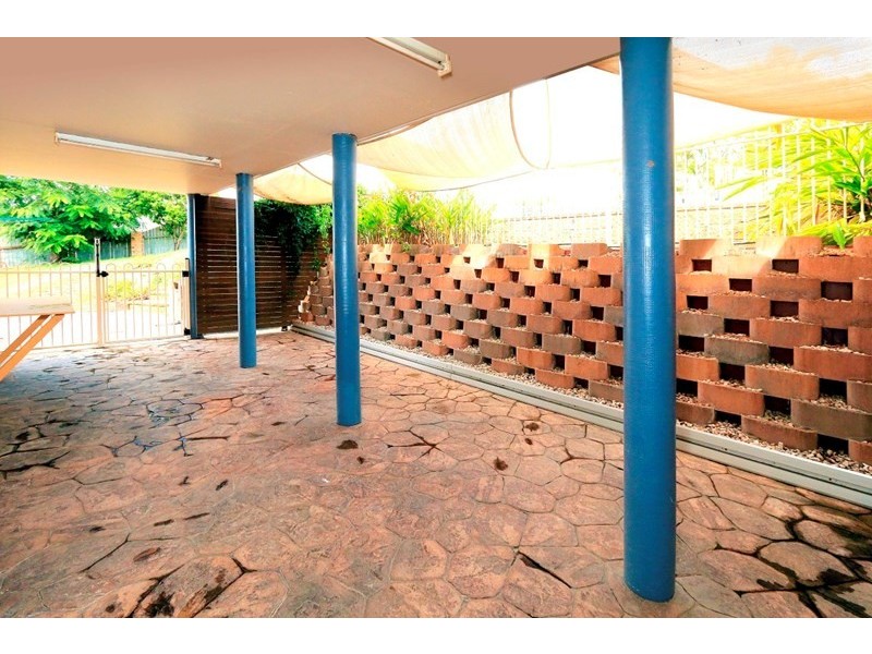 15 Hutcheon Street, Kawana QLD 4701