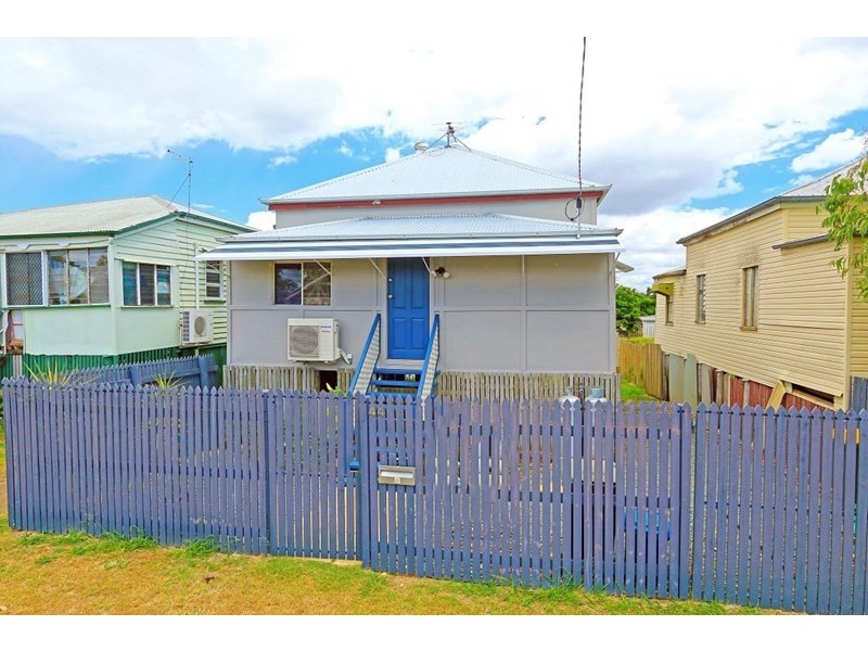 44 Wood Street, Depot Hill QLD 4700