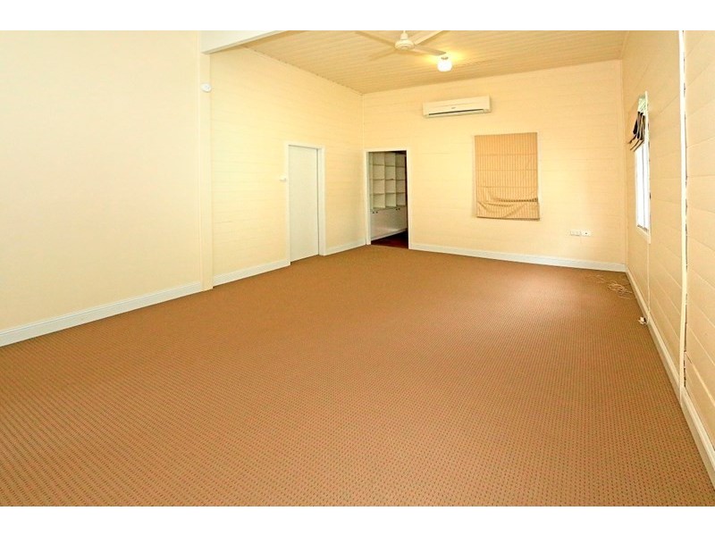 44 Wood Street, Depot Hill QLD 4700