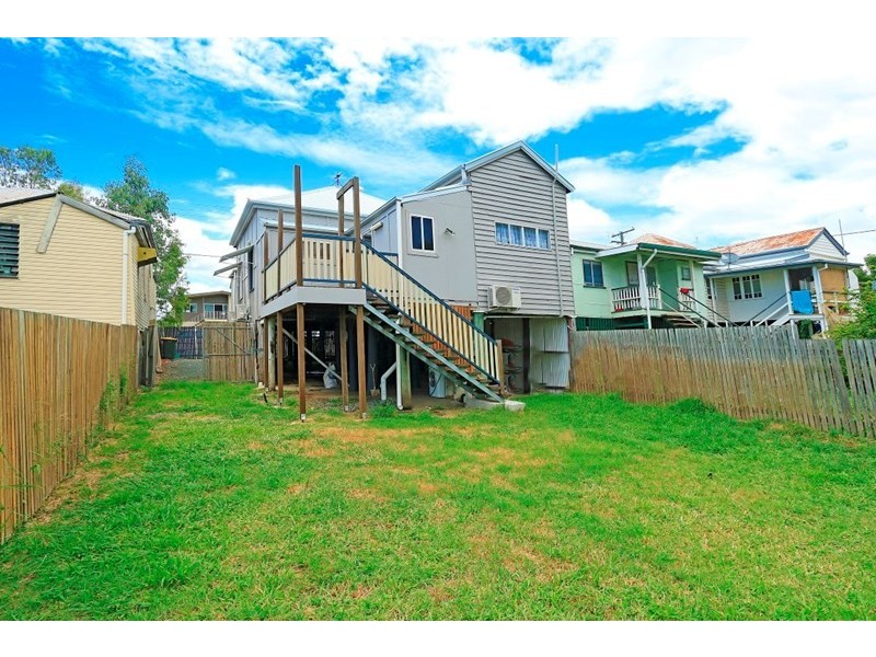 44 Wood Street, Depot Hill QLD 4700