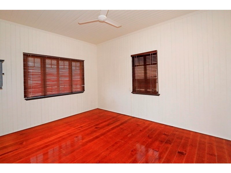 128 Kent Street, Rockhampton City QLD 4700