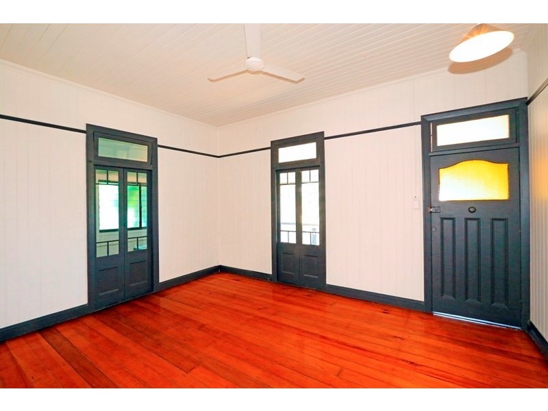 128 Kent Street, Rockhampton City QLD 4700