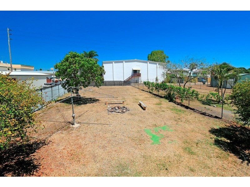 128 Kent Street, Rockhampton City QLD 4700