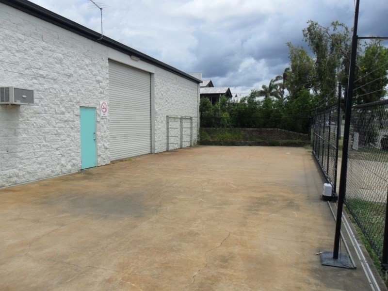 65 Elphinstone Street, Berserker QLD 4701