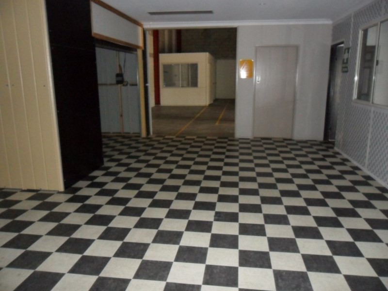 65 Elphinstone Street, Berserker QLD 4701