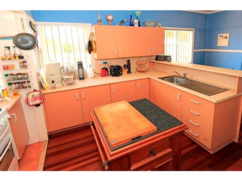 197 Thozet Road, Koongal QLD 4701