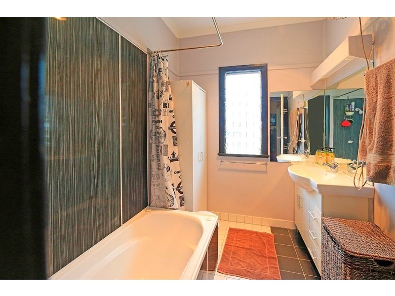 197 Thozet Road, Koongal QLD 4701