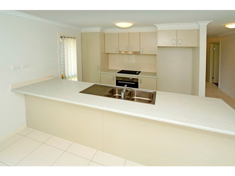 2 Taneille Court, Gracemere QLD 4702