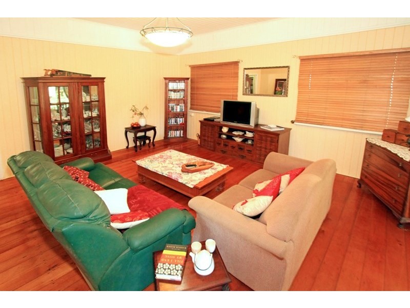 118 Upper Dawson Road, The Range QLD 4700