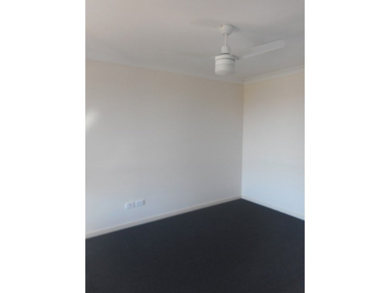 12 Gee Place, Gracemere QLD 4702