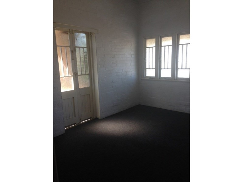 2/68 Denham Street, Rockhampton City QLD 4700