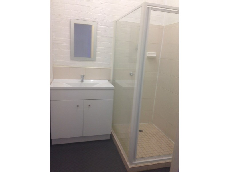 2/68 Denham Street, Rockhampton City QLD 4700