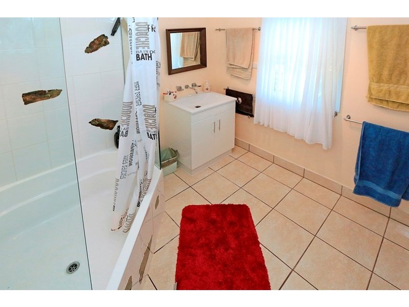 153 Denham Terrace, Allenstown QLD 4700