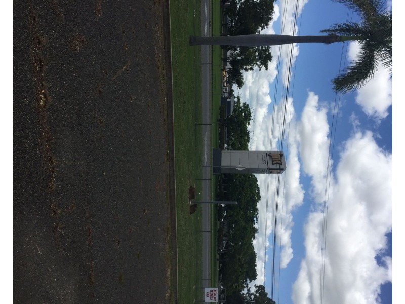 215 RICHARDSON Road, Kawana QLD 4701