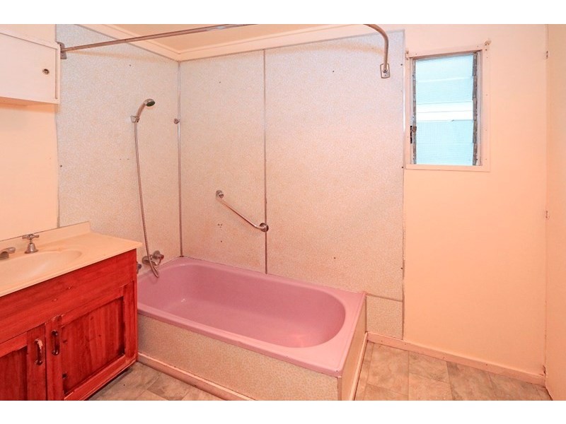 23 Wood Street, Depot Hill QLD 4700