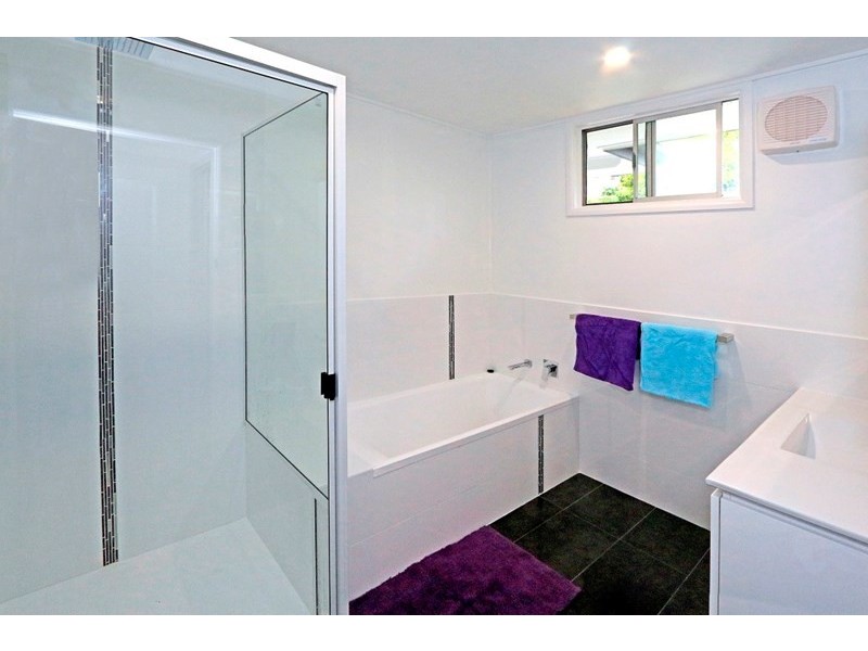 364 Marsh Avenue, Frenchville QLD 4701