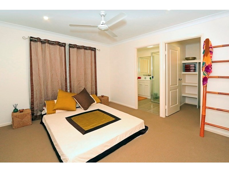 42 Joseph Street, Gracemere QLD 4702