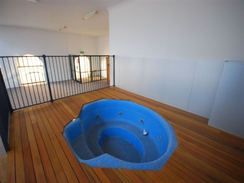 2/260 Quay Street, Rockhampton City QLD 4700