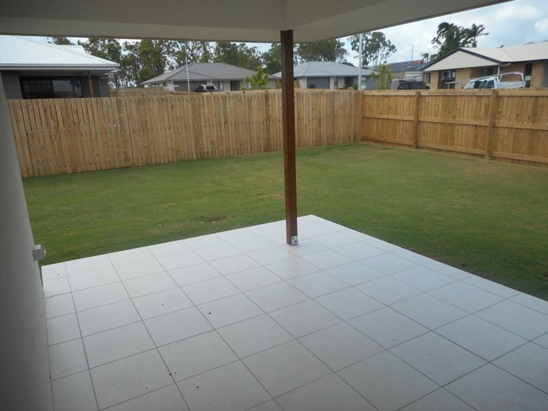 10 Rosedale Street, Parkhurst QLD 4702