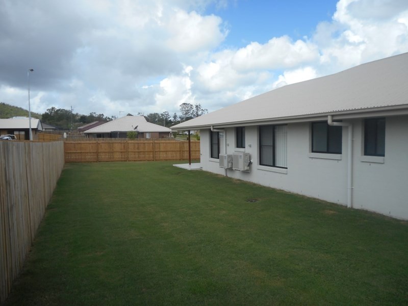 10 Rosedale Street, Parkhurst QLD 4702