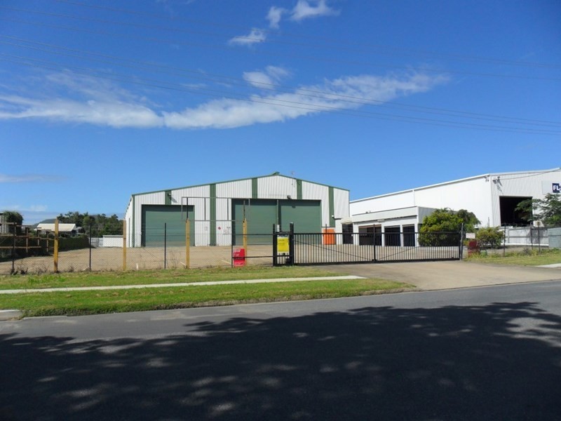 178-180 Alexandra Street, Kawana QLD 4701