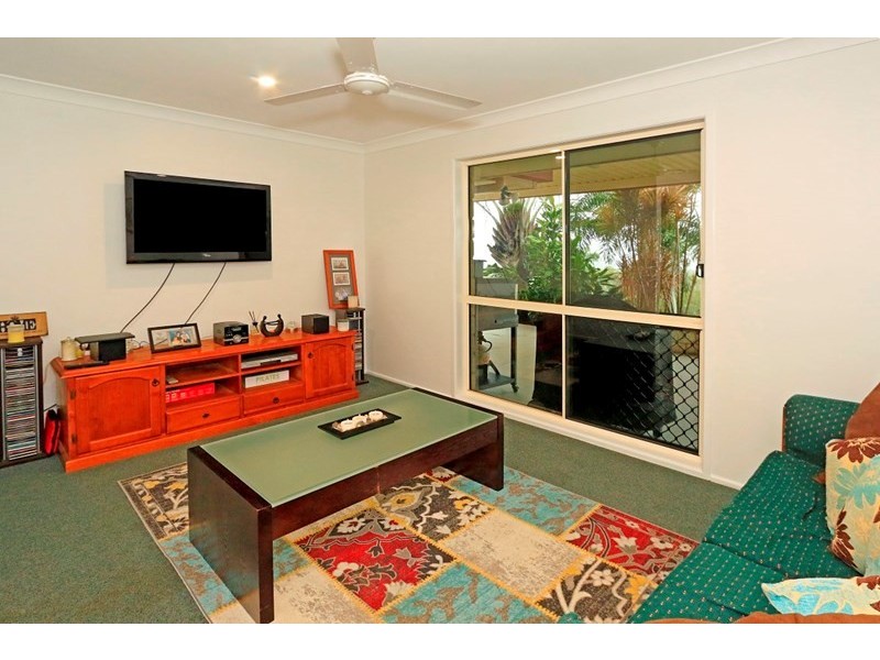 30 Mark Acton Close, Rockyview QLD 4701