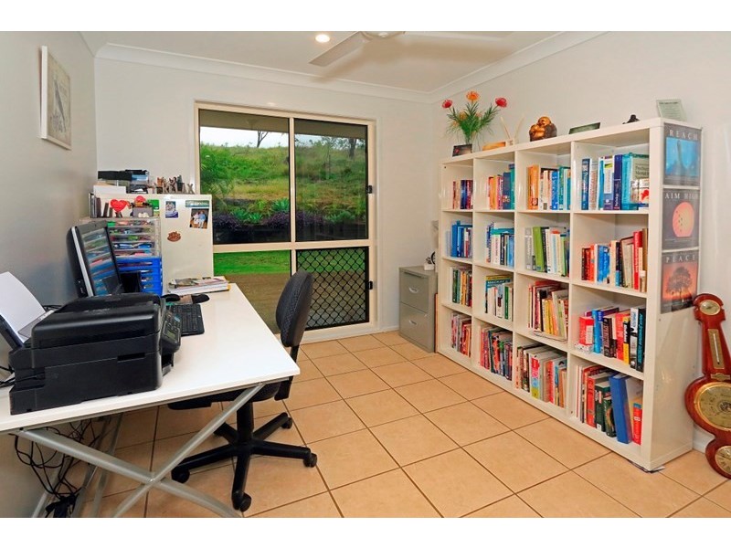 30 Mark Acton Close, Rockyview QLD 4701