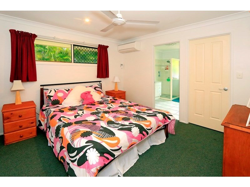 30 Mark Acton Close, Rockyview QLD 4701