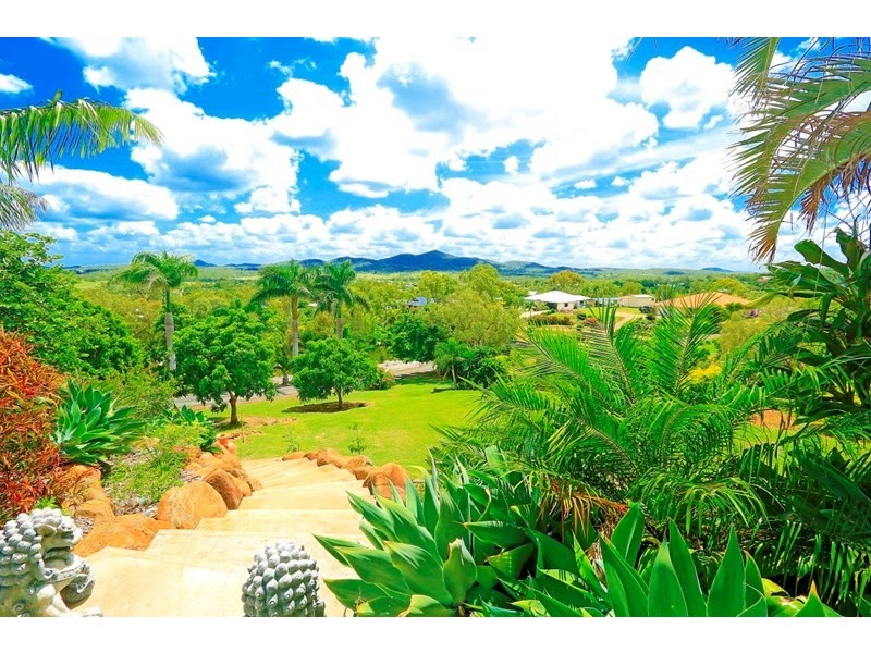 30 Mark Acton Close, Rockyview QLD 4701