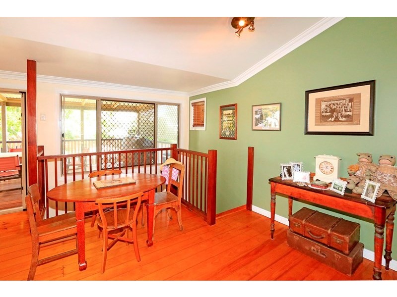 1 Penlington Street, The Range QLD 4700