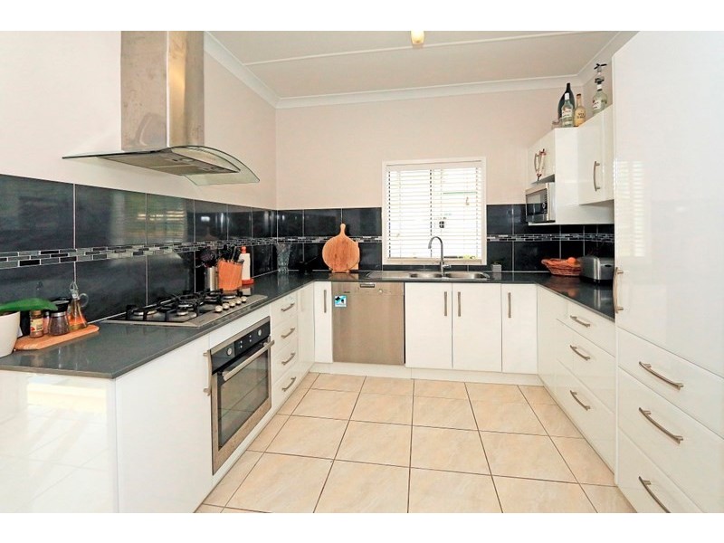 99 Bremner Street, Berserker QLD 4701