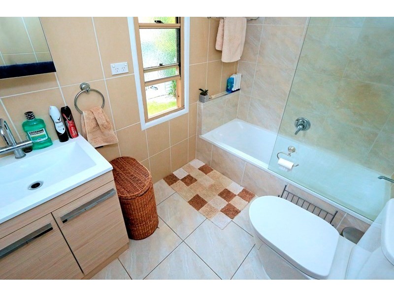 99 Bremner Street, Berserker QLD 4701