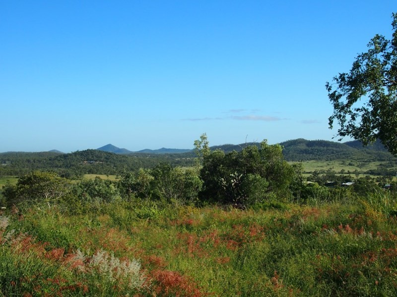 305 Fairmont Terrace, Rockyview QLD 4701