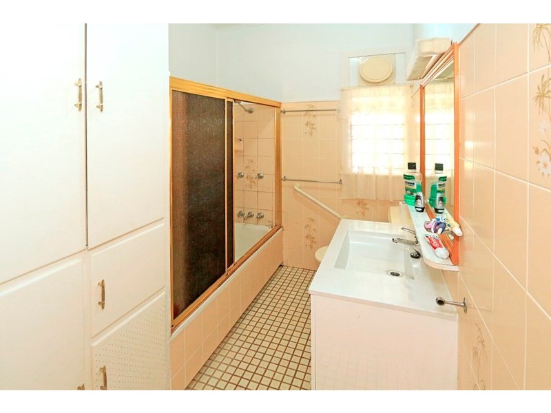 38 Pennycuick Street, West Rockhampton QLD 4700