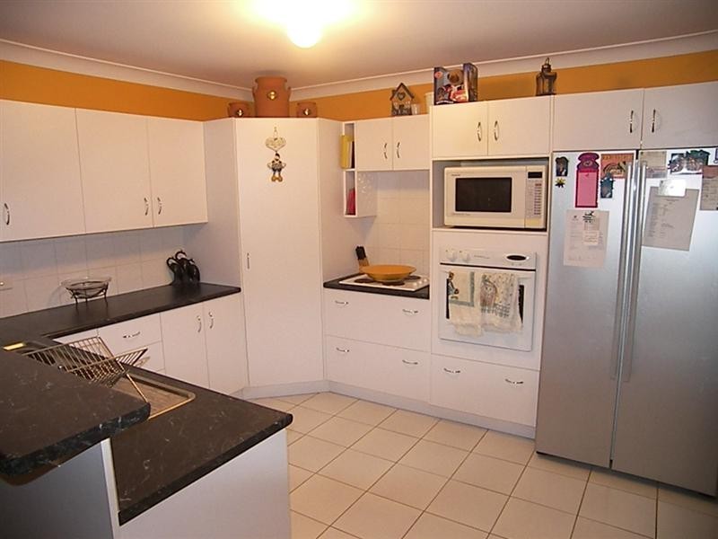 11 Banksia Court, Gracemere QLD 4702