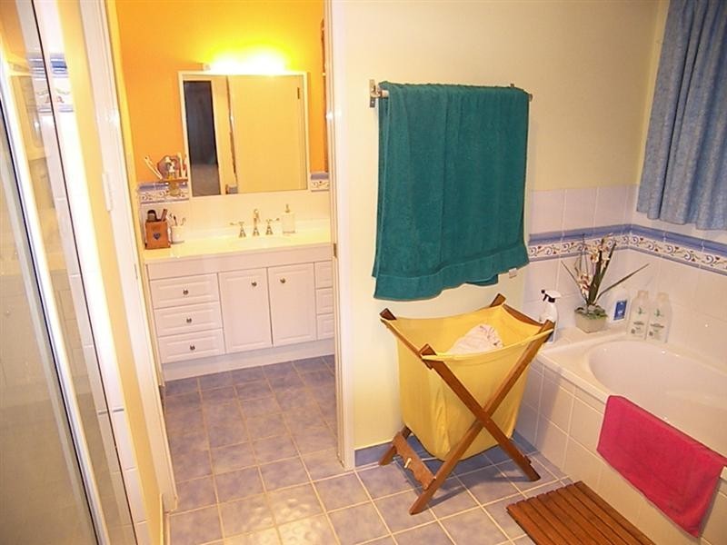 11 Banksia Court, Gracemere QLD 4702