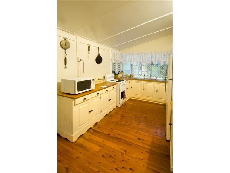 6 River Street, Rockhampton QLD 4700