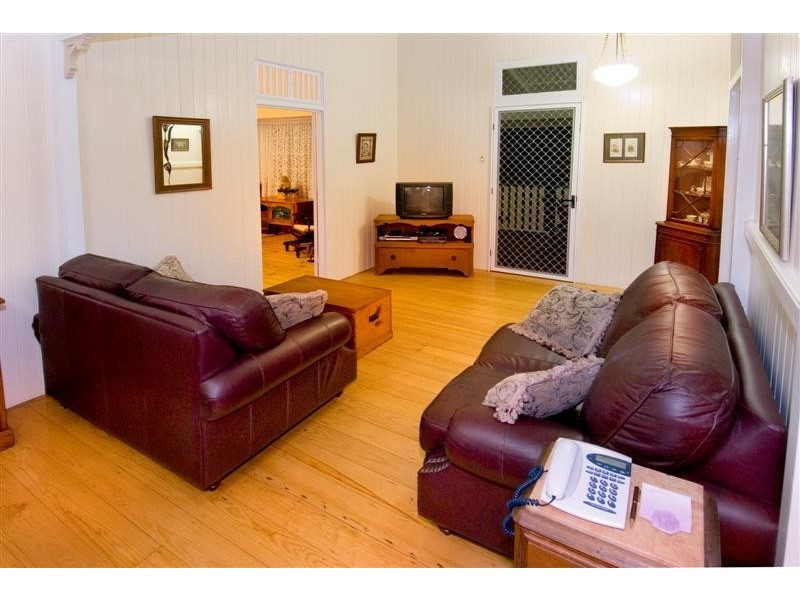 6 River Street, Rockhampton QLD 4700