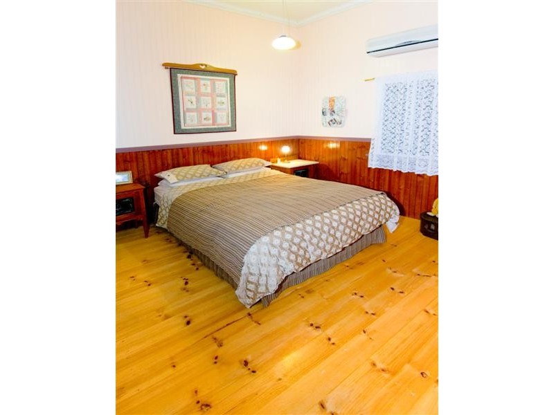 6 River Street, Rockhampton QLD 4700