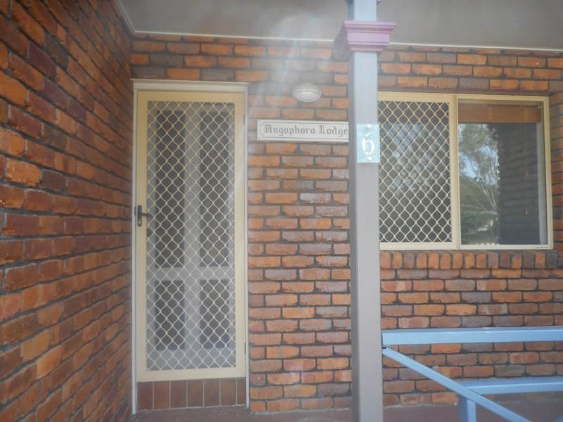 6/107 Pennycuick Street, West Rockhampton QLD 4700