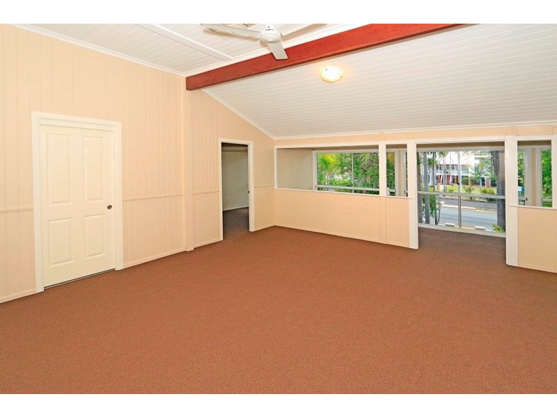 135 Berserker Street, Berserker QLD 4701