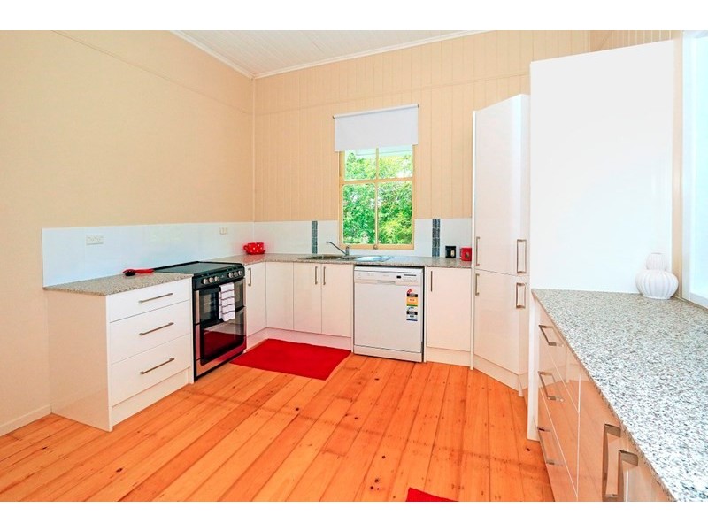 135 Berserker Street, Berserker QLD 4701