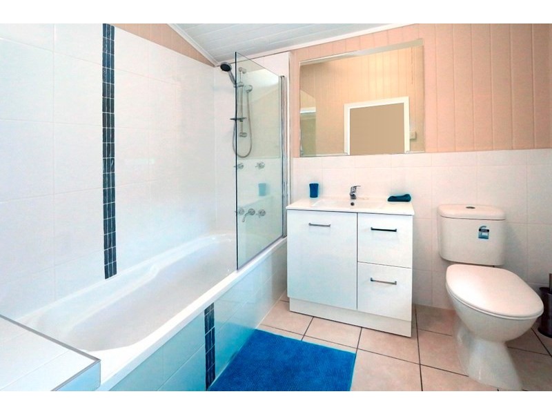 135 Berserker Street, Berserker QLD 4701