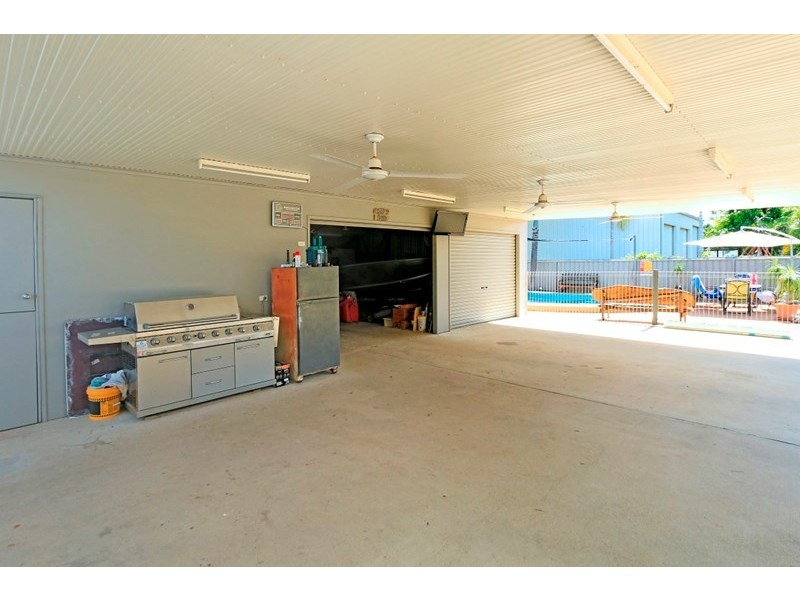 11 Tomkins Street, Berserker QLD 4701