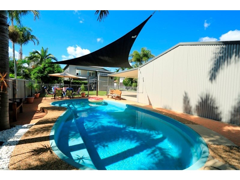 11 Tomkins Street, Berserker QLD 4701