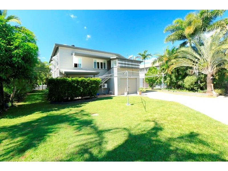 11 Tomkins Street, Berserker QLD 4701