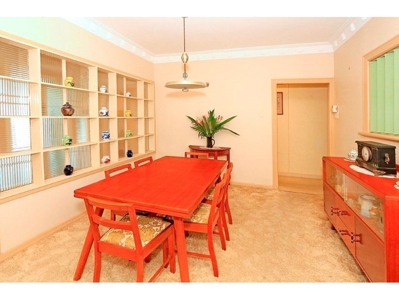 6 Clarke Street, The Range QLD 4700