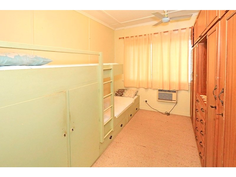 6 Clarke Street, The Range QLD 4700